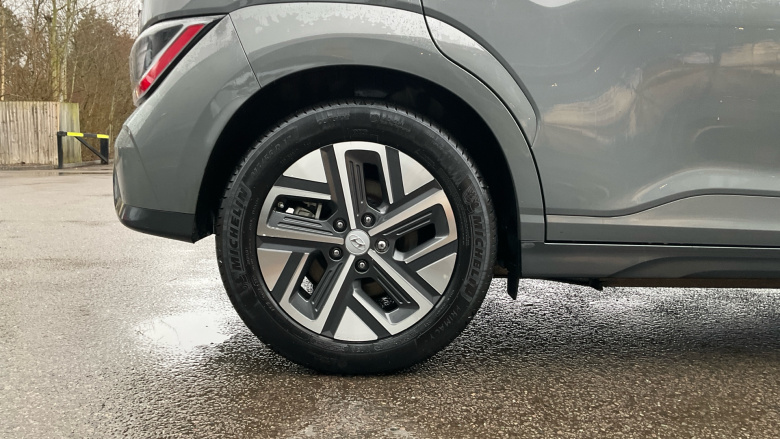 Hyundai KONA 100kW SE Connect 39kWh 5dr Auto Electric Hatchback